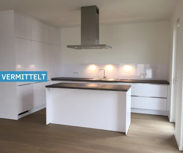 4 Zimmer Wohnung mit Penthouse Gefühl in Düsseldorf-Grafental!