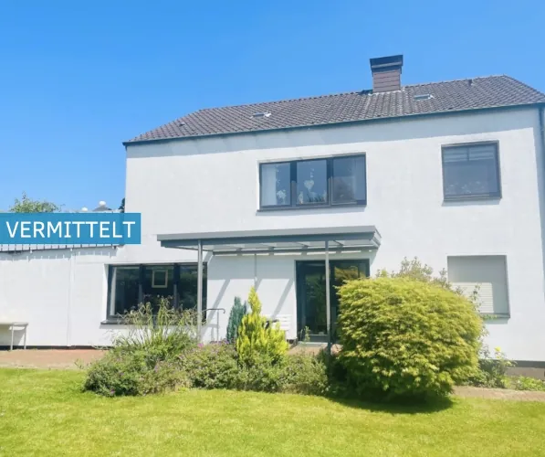 Freistehendes Zweifamilienhaus mit großem Garten in beliebter Wohnlage von Herten