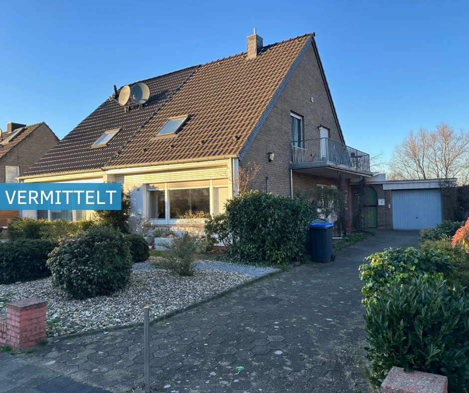 Einfamilienhaus in Meerbusch Lank-Latum
