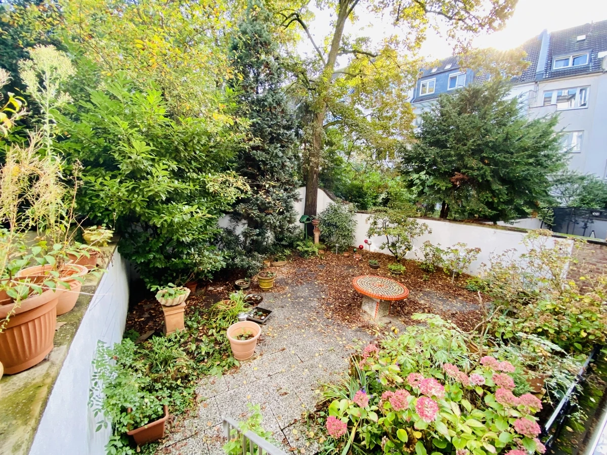 Helle 3,5 Zimmer Gartenwohnung in Düsseldorf-Düsseltal – das neue Wohlfühlzuhause
