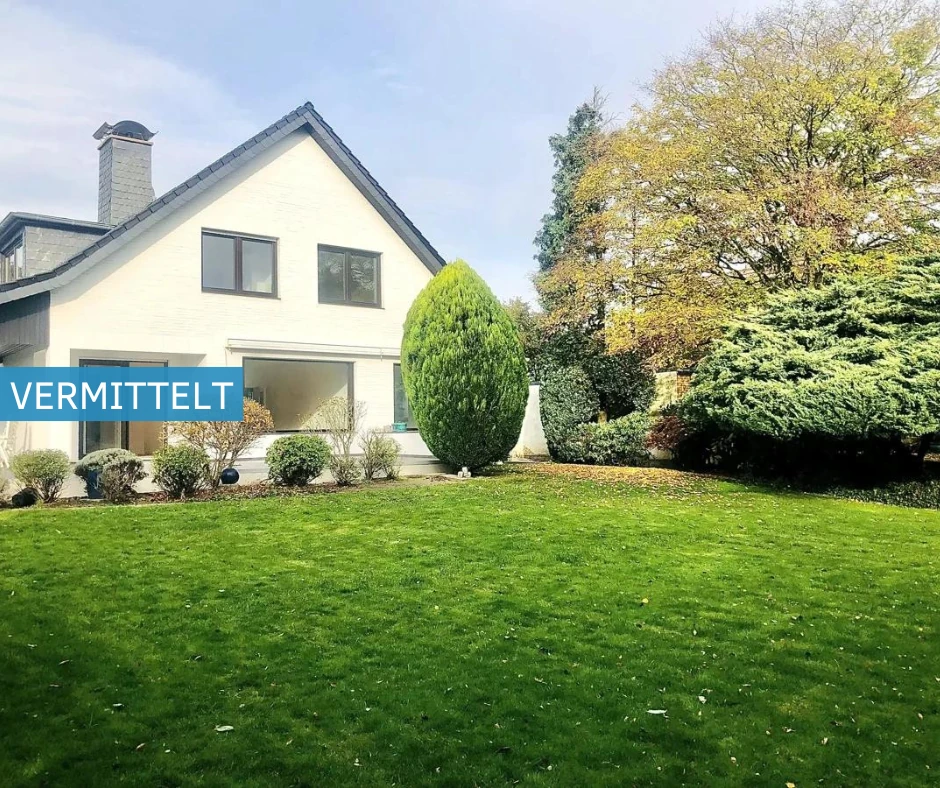 Kernsaniertes, modernes und freistehende Einfamilienhaus in Kaarst
