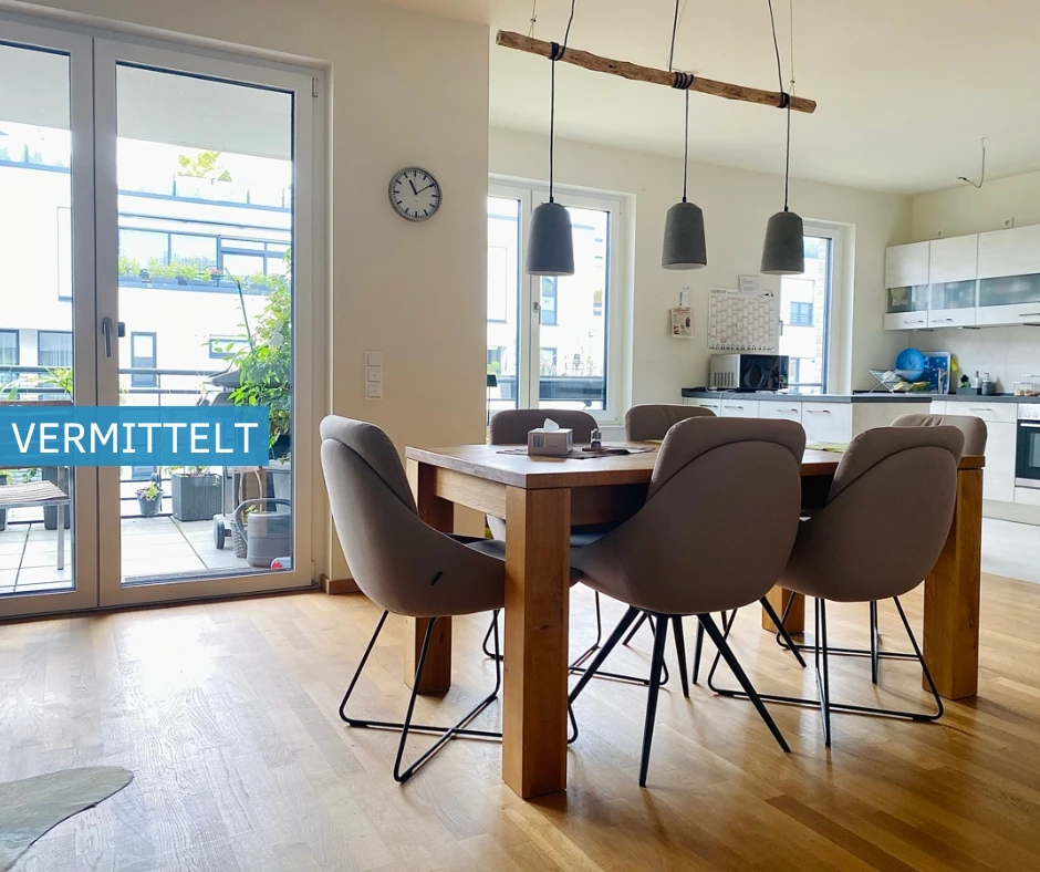 Strahlend helle und großzügige 4 Zimmerwohnung in Düsseldorf Flingern Nord