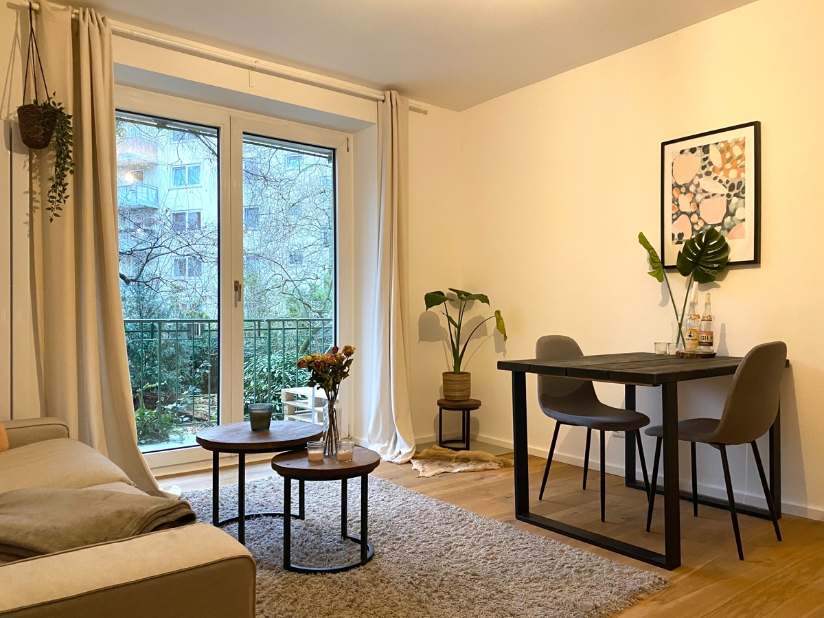 Traumhafte kernsanierte Altbauwohnung zum Verlieben - Nähe Volksgarten!