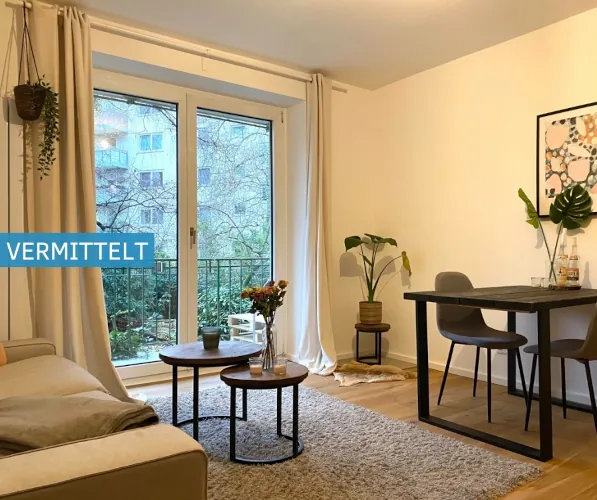 Möblierte Wohnung mit 2 Balkonen zum ruhigen Garten – Renovierter Altbau